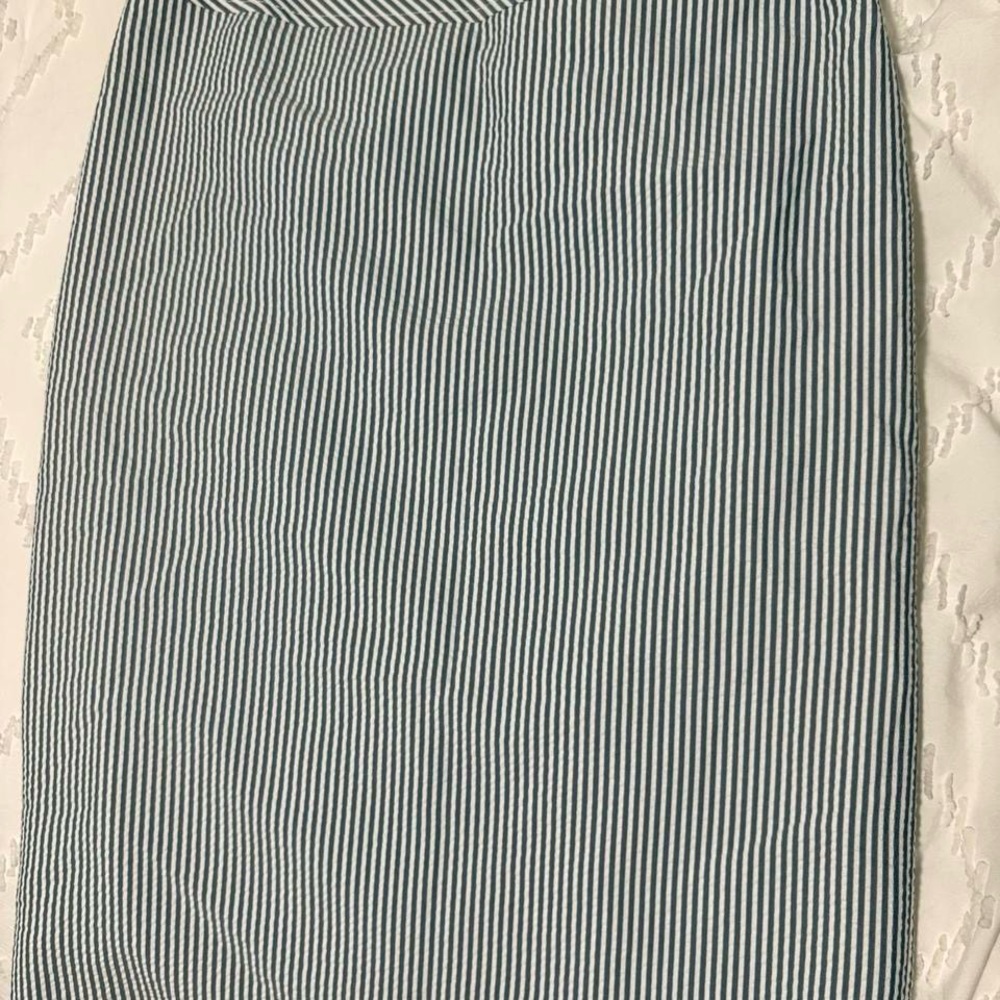 Elie Tahari Black and White Striped Pencil Skirt